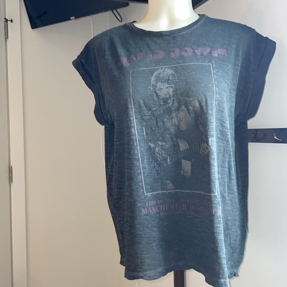 Bowie Classic T with Cuffed Sleeves .